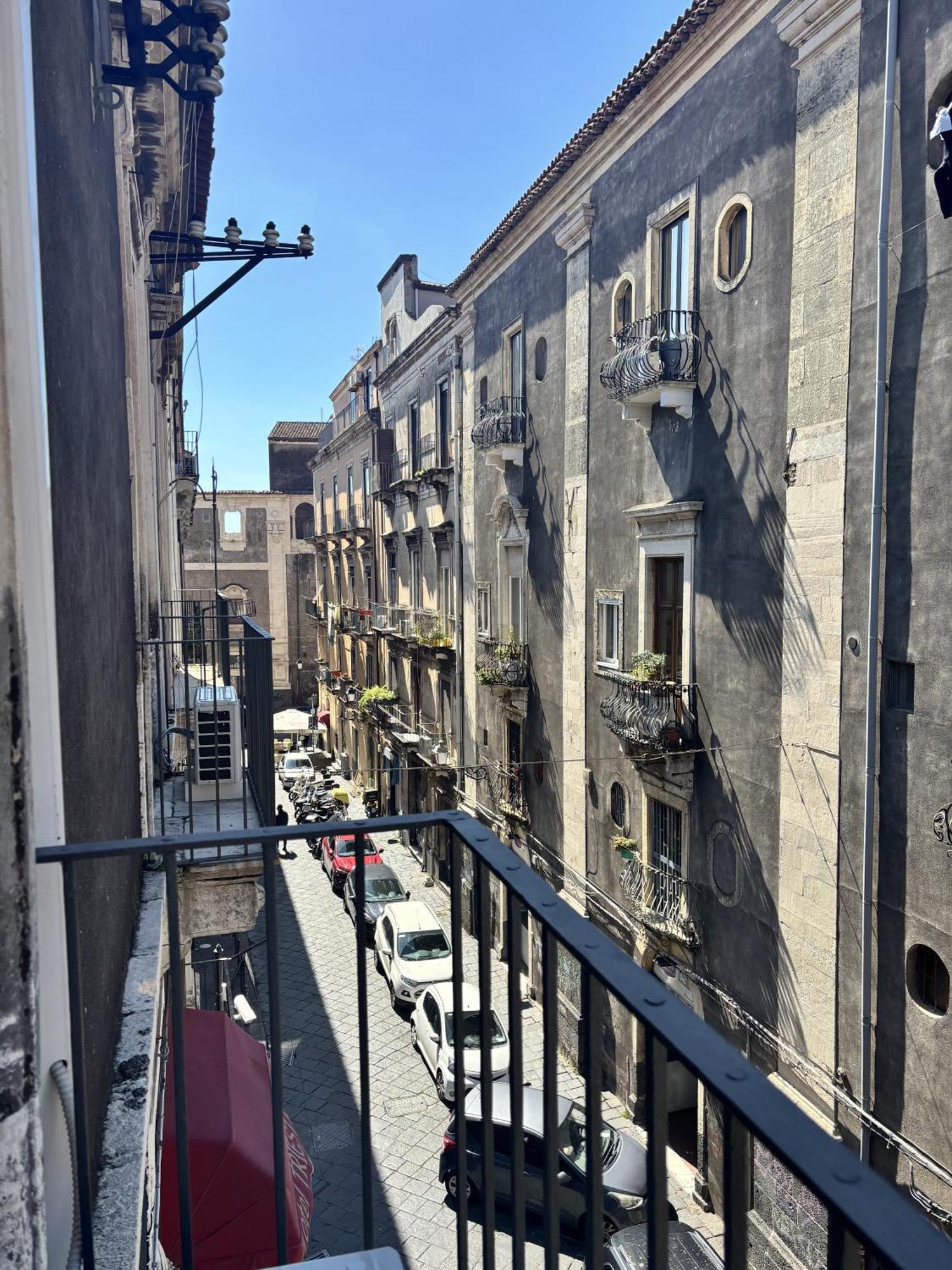 Il Teatro Rooms Catânia Exterior foto